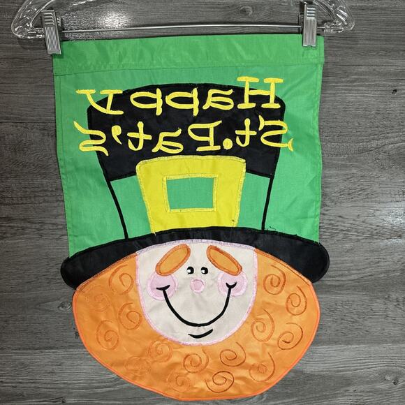 Vintage Happy St. Patrick’s Day Leprechaun Flag 18”X 13” - Picture 5 of 5